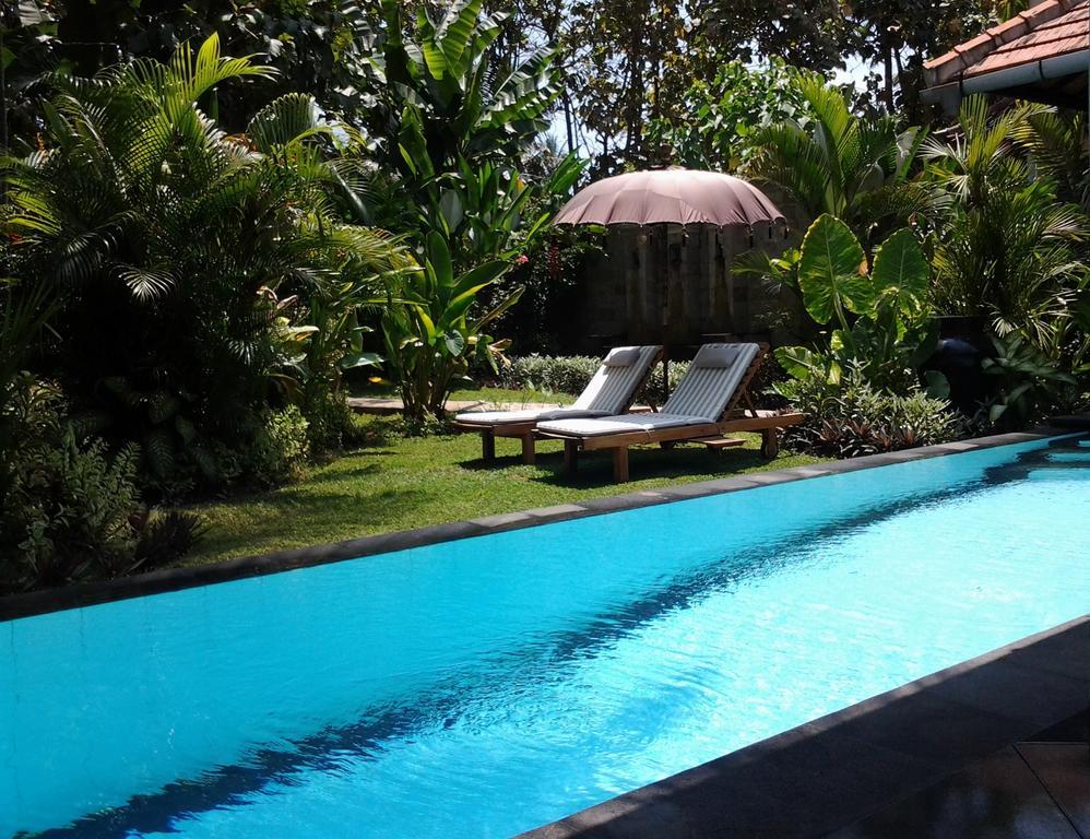 Villa Jati - Private Poolside Villa Central Lovina الغرفة الصورة